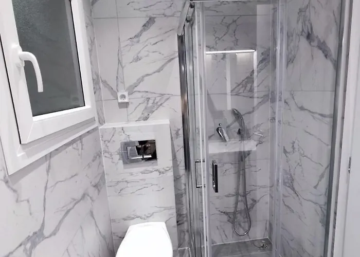 Apartment Elegant And Spacious Penthouse *