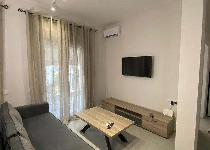 Elegant And Spacious Penthouse Apartment